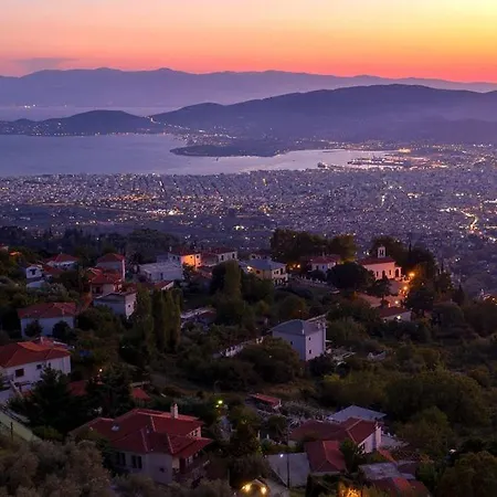 아파트 πέτρινη φωλιά