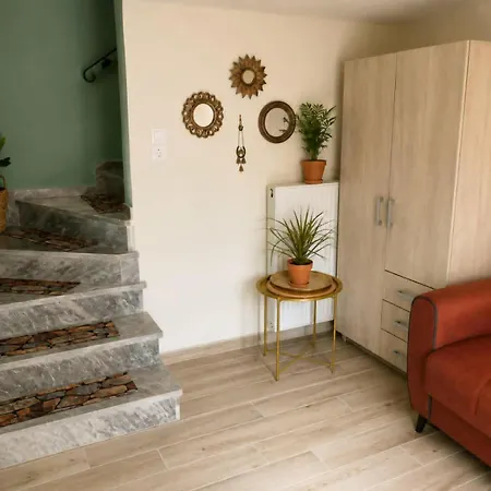 Apartment πέτρινη φωλιά Ano Volos