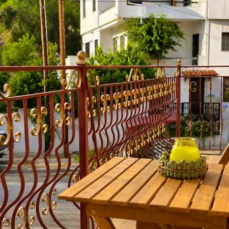 Apartment πέτρινη φωλιά Ano Volos